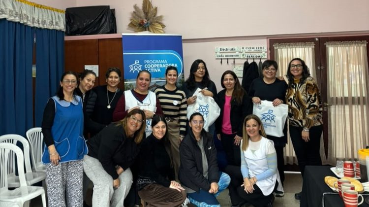 Entregaron kits y asesoraron a cooperadoras escolares de La Toma 
