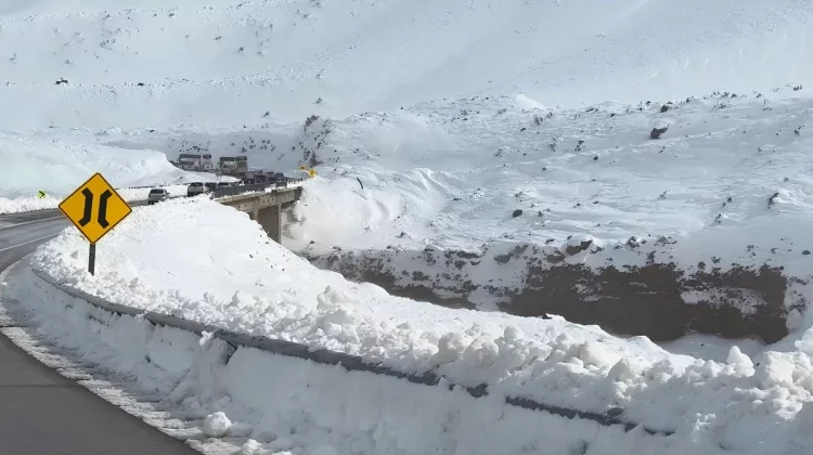 Camioneros varados por el temporal de nieve: San Luis se prepara para brindar asistencia a Mendoza