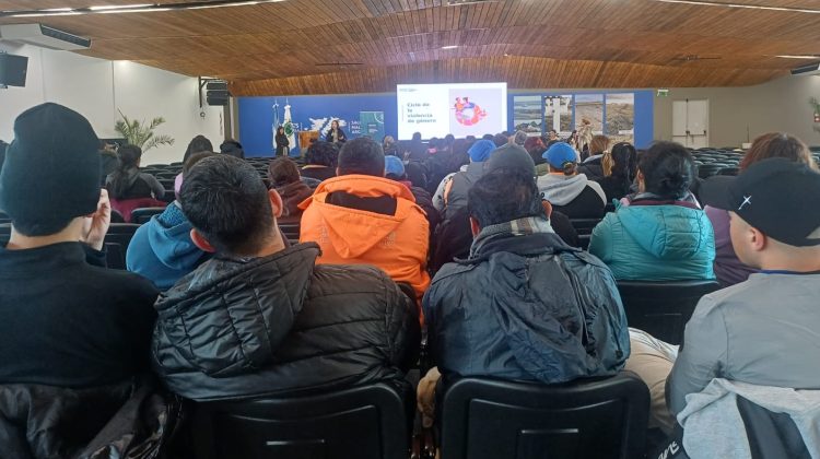 Ley Micaela: continúan capacitando a distintas áreas del Ejecutivo provincial