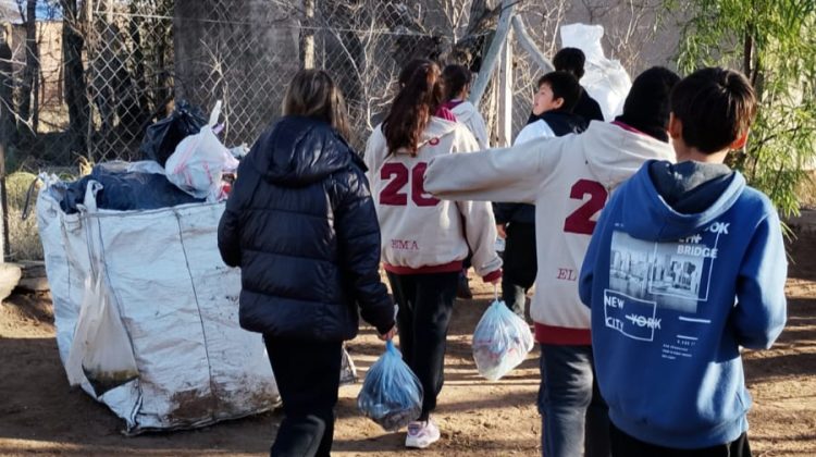 Una lata de aluminio fue el puntapié inicial para que alumnos aprendieran el valor del reciclaje