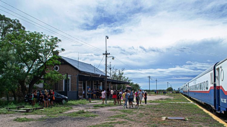Beazley, donde el silbato del tren cuenta la historia de un pueblo