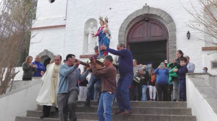 El Volcán celebra su fe en la Virgen de la Guardia y un nuevo aniversario de su historia