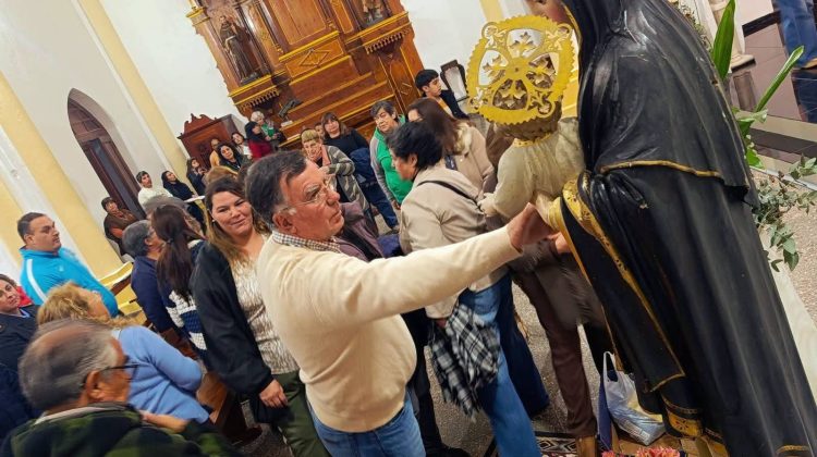 Santa Rosa del Conlara: el tradicional repique de campanas convoca a la Fiesta Patronal
