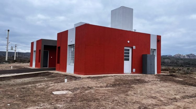 La Provincia suma frentes de obra en el departamento San Martín y amplía el acceso a la vivienda 