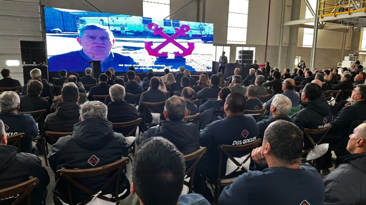 El Gobernador participa de la inauguración de la nueva planta de Dos Anclas