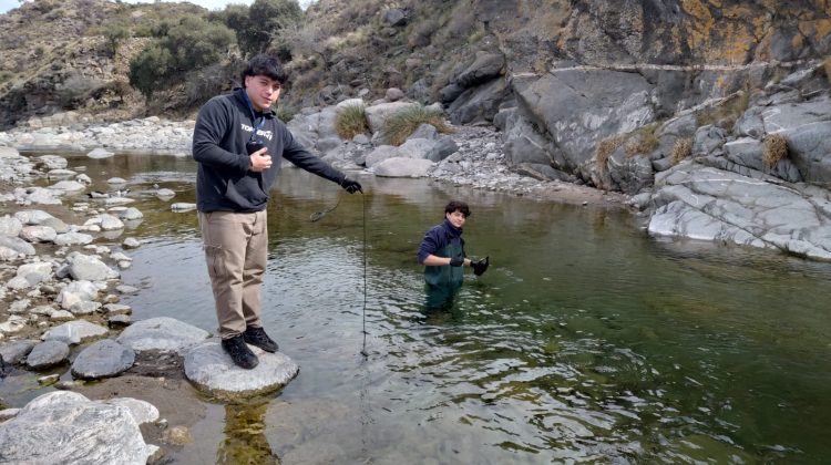 Fiscalizaron el recurso hídrico en el dique Nogolí y el río Amieva
