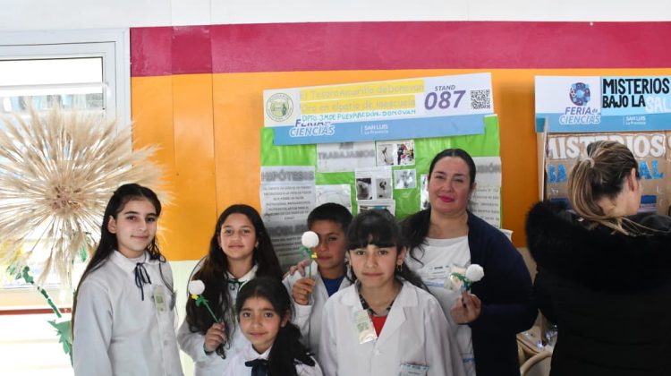 Con enorme entusiasmo, estudiantes de toda la provincia expusieron sus trabajos de investigación