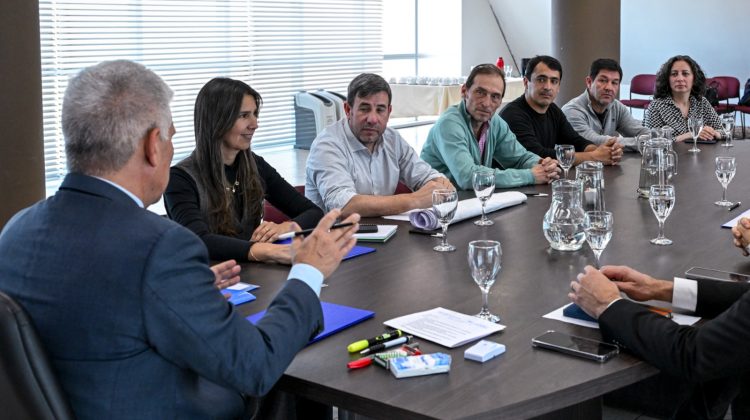 Invertirán más de $450 millones en obras de conservación y reparación de tres rutas provinciales