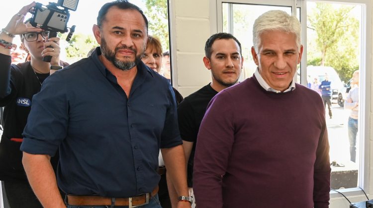 El Gobernador inauguró la sala de primeros auxilios en el barrio Los Pejes de Luján