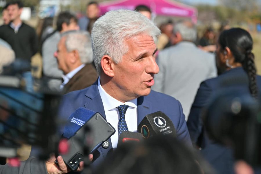 Poggi anunci&oacute; obras por m&aacute;s de $12.000 millones en Merlo