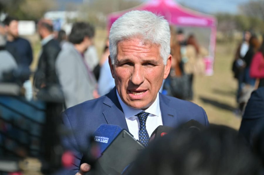 Poggi anunci&oacute; obras por m&aacute;s de $12.000 millones en Merlo