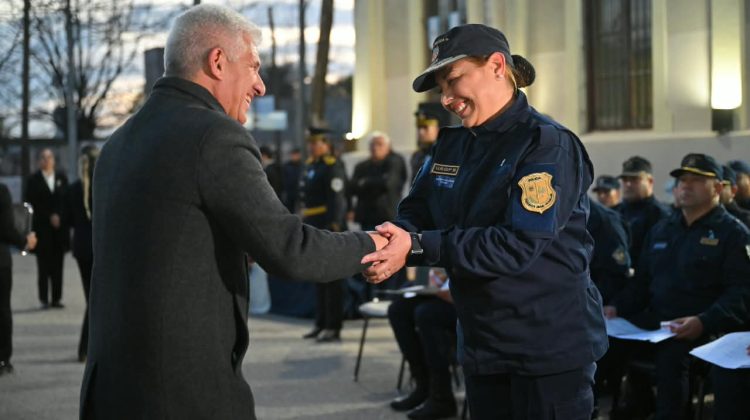 Agentes policiales de la Unidad Regional N°3 fueron reconocidos por ascender de jerarquía
