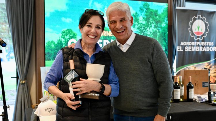 Poggi entregó los premios de una nueva edición del ‘Torneo del Gobernador’