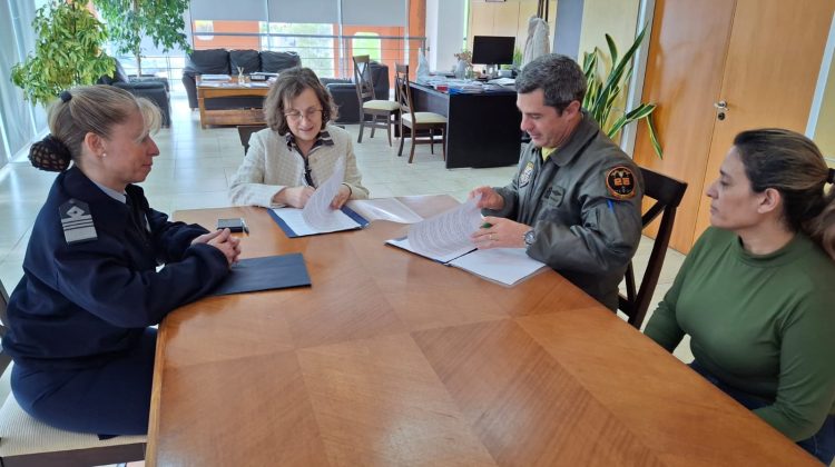 Salud y la V Brigada Aérea fortalecen la respuesta ante emergencias