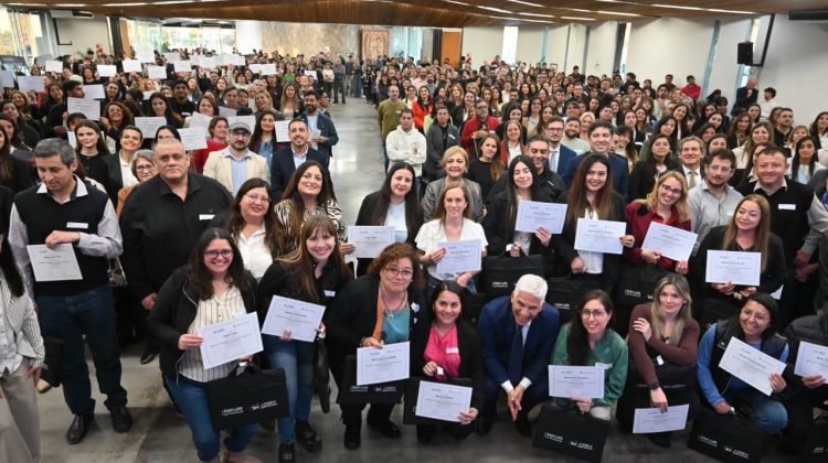 Egresaron los primeros 370 docentes y directivos de la primera cohorte