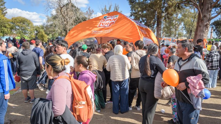Una multitud de familias disfrutó una gran jornada por el Día del Niño en el Parque de las Naciones