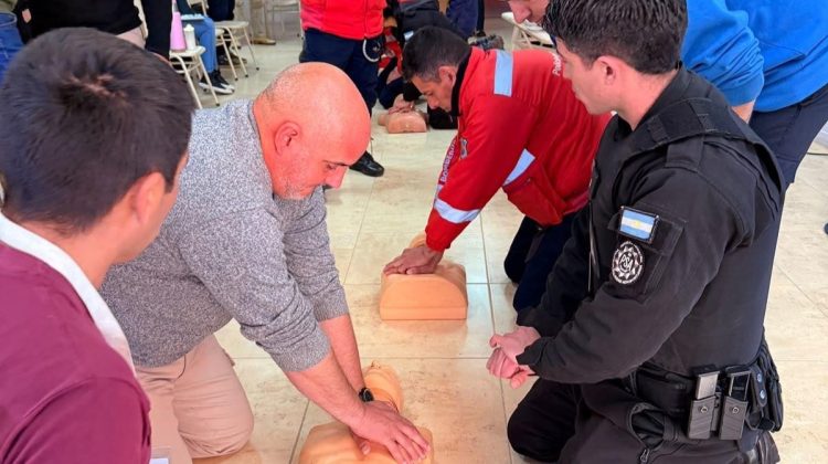 Trabajadores del Aeropuerto Valle del Conlara reforzaron su preparación para emergencias