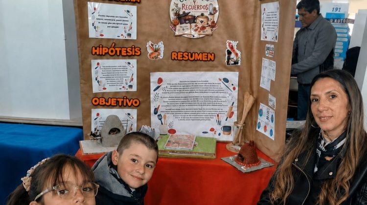 Entre cucharas y recuerdos: la cocina como puente entre generaciones