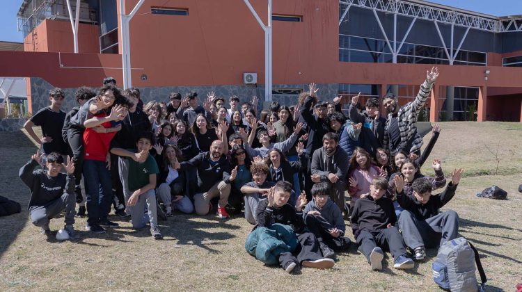 Más de 100 estudiantes de una escuela de Mendoza visitaron el Parque Astronómico 