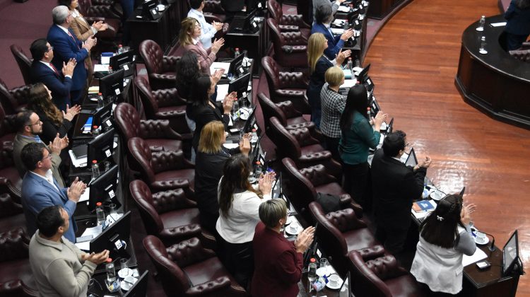 Es ley la necesidad de reforma parcial de la Constitución provincial