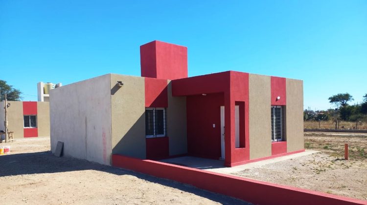Las casas en Quines y Candelaria avanzan con distintas etapas de terminación