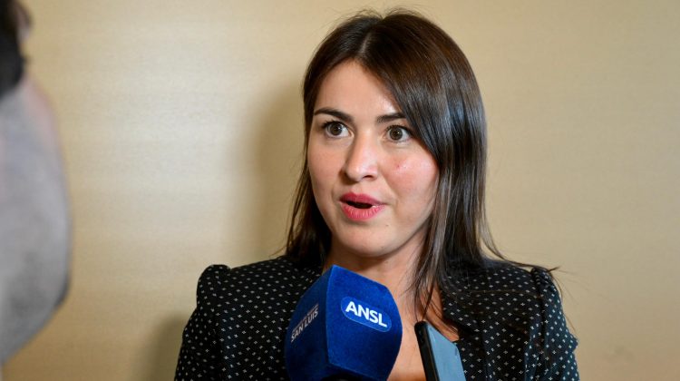 “Estas mesas son muy significativas para vincularnos, realizar contactos y compartir experiencias”