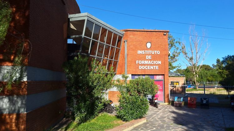 El IFDC San Luis convoca a cubrir cargos docentes