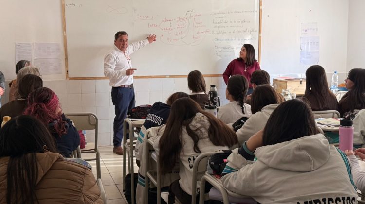 Estudiantes del Colegio San José se preparan para ser ‘Diputados por un Día’
