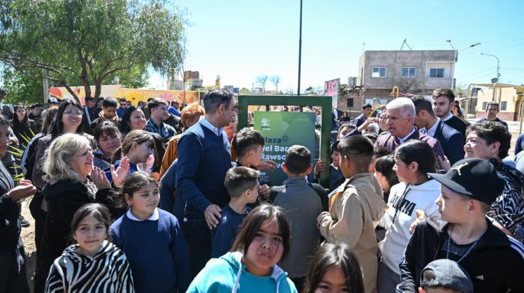 Reinauguraron la plaza Virgen de Guadalupe del barrio Rawson
