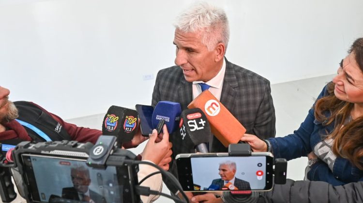 “El polideportivo cubierto era un viejo anhelo de la escuela”