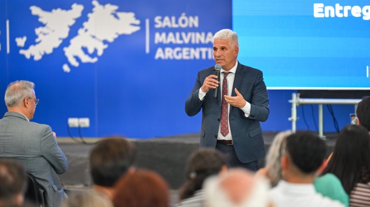 “Desde el sector público le queremos hacer fácil las cosas al sector privado”