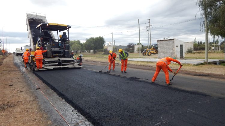 La repavimentación de la avenida José Santos Ortiz se concentra en la zona del Parque Industrial
