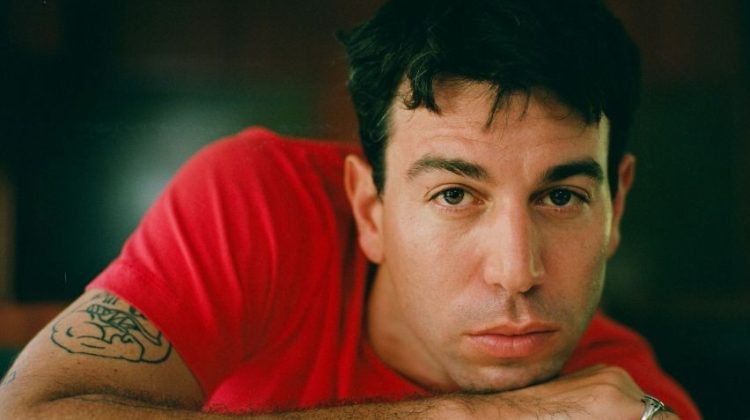 Llega Mateo Sujatovich a San Luis con una propuesta musical íntima y diferente