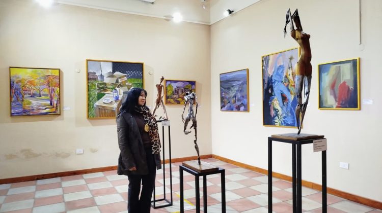 ‘Resonancias’: una muestra reúne obras de destacados artistas en el museo ‘Dora Ochoa de Masramón’