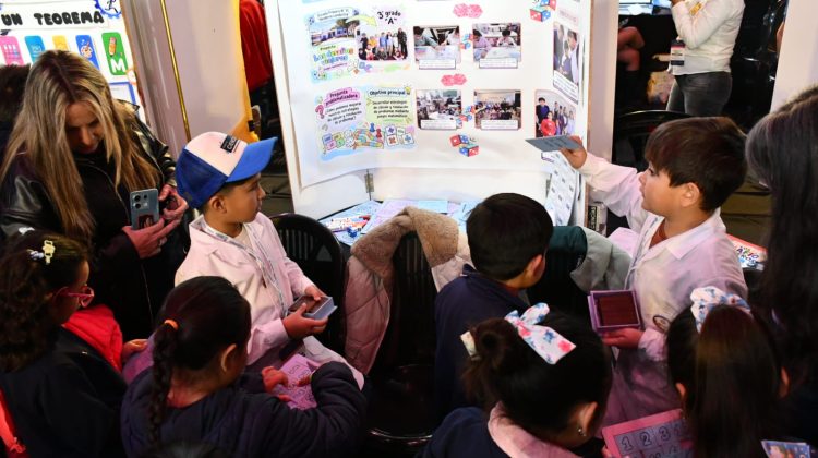 Proyectos, encuentros y nuevos recorridos marcaron la tercera jornada de la Feria Nacional