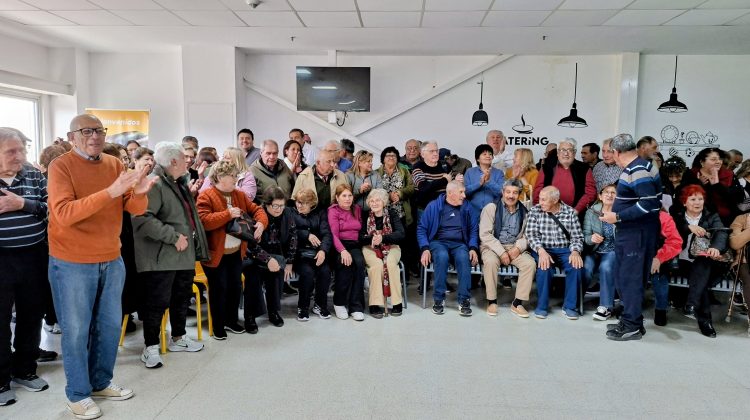 El Hospital Central celebró la 25ª entrega del programa ‘Grandes Amigos Salud’