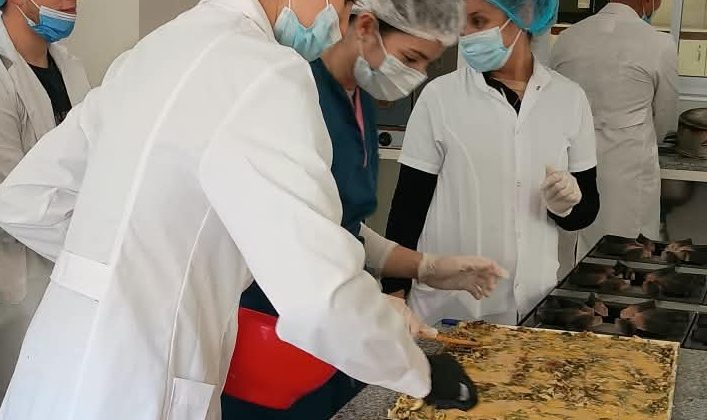 Estudiantes de la UNSL cosecharon alimentos que serán destinados a Cáritas