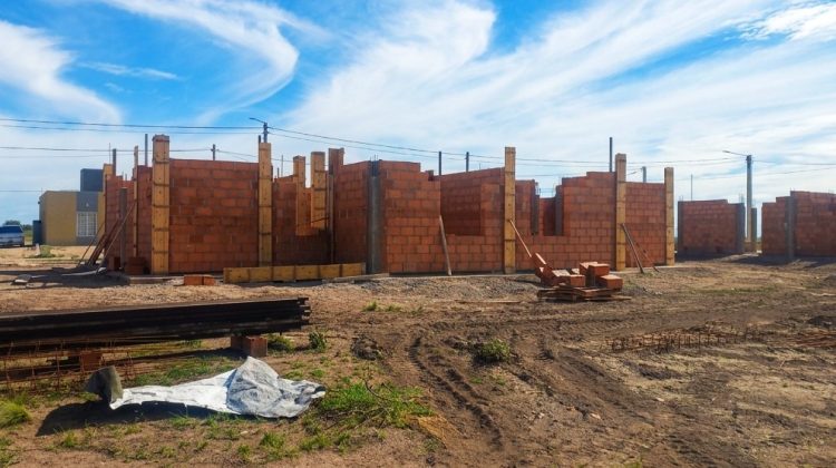 En Justo Daract y La Toma avanzan 40 viviendas de ‘Tenemos Futuro’