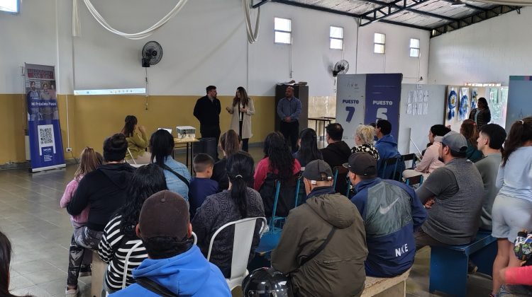 ‘Mi Próximo Paso’: Vecinos de Villa de la Quebrada y Suyuque recibieron asesoramiento