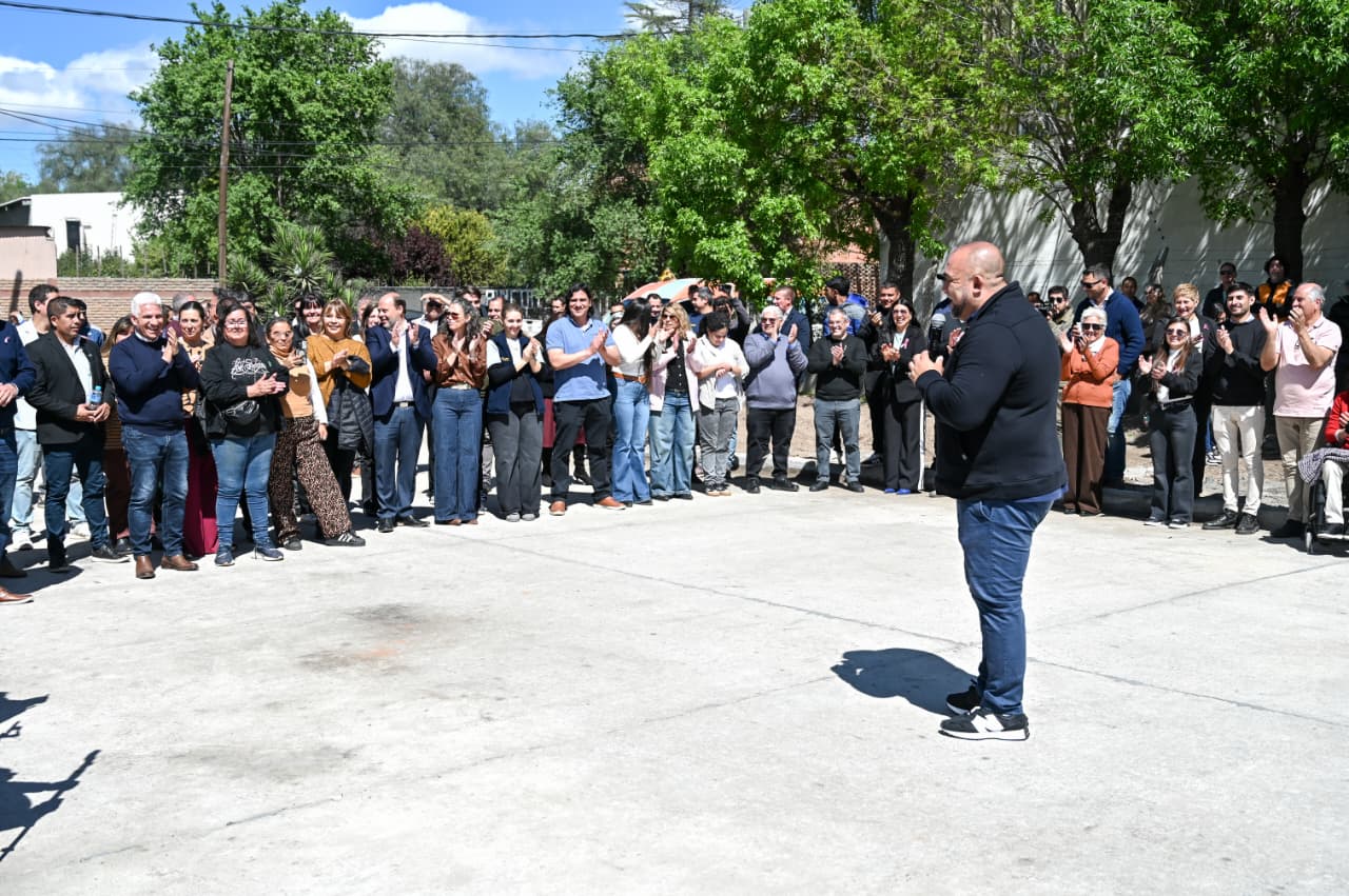 Intendente Frontera en la recorrida