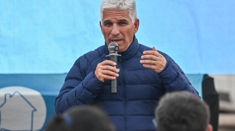 “Es una enorme alegría de ustedes y nuestra que estamos cumpliendo la palabra empeñada”