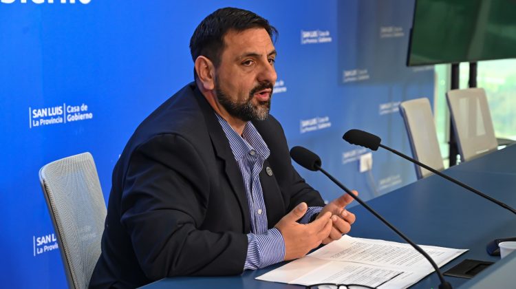 Instan a chicos de entre 5 y 8 años y adolescentes de 14 a tramitar la renovación del DNI