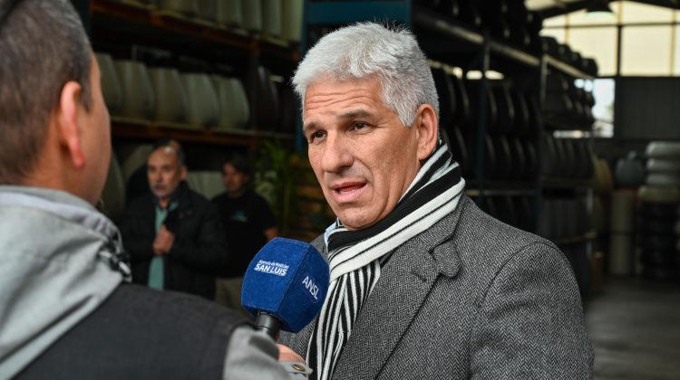 “Hay que acompañar y alentar a los emprendedores”