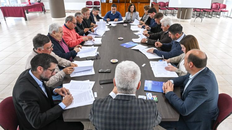 Invertirán más de $1.500 millones en obras públicas municipales 