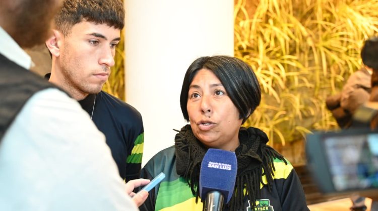 “Vamos a mejorar el gimnasio, ampliando el vestuario local y agregando iluminación a la cancha”
