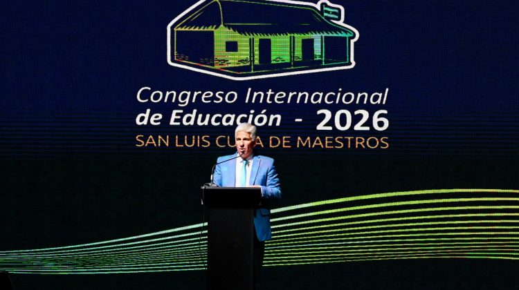 “Aprovechen este congreso al máximo, a sus prestigiosos conferencistas, disfrútenlo”