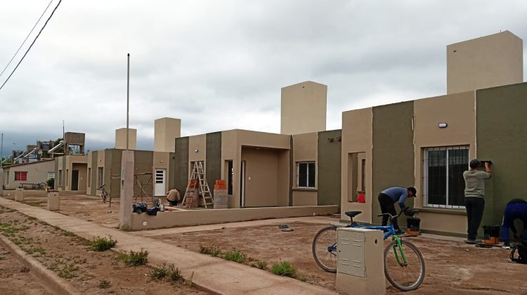 ‘Tenemos Futuro’: en Beazley hay viviendas en etapa final y más unidades en etapa estructural