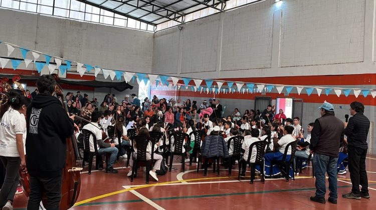 Personal de Desarrollo Humano se capacita en acompañamiento familiar