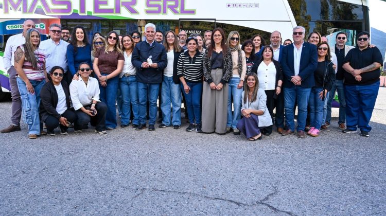 Poggi cerró una gira institucional especial, acompañado de empleados públicos
